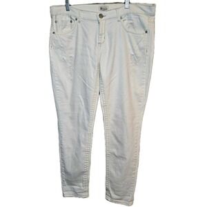 WOMENS MUDD Distressed‎ CAPRIS JEANS SIZE 17 WHITE STRETCH